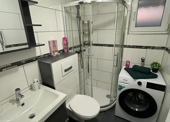 S&p Stilvolles 3-zimmer-apartment In Zentraler Lage, Komfort & Entspannung Garantiert! 2 Stock Appartement *