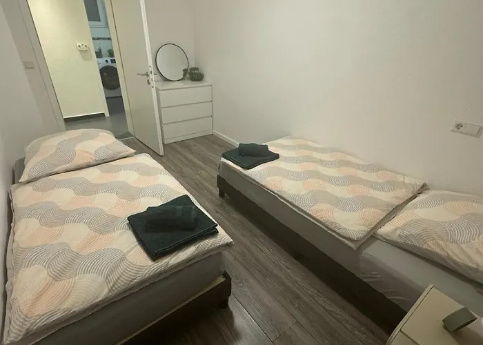 S&p Stilvolles 3-zimmer-apartment In Zentraler Lage, Komfort & Entspannung Garantiert! 2 Stock Appartement Leonberg